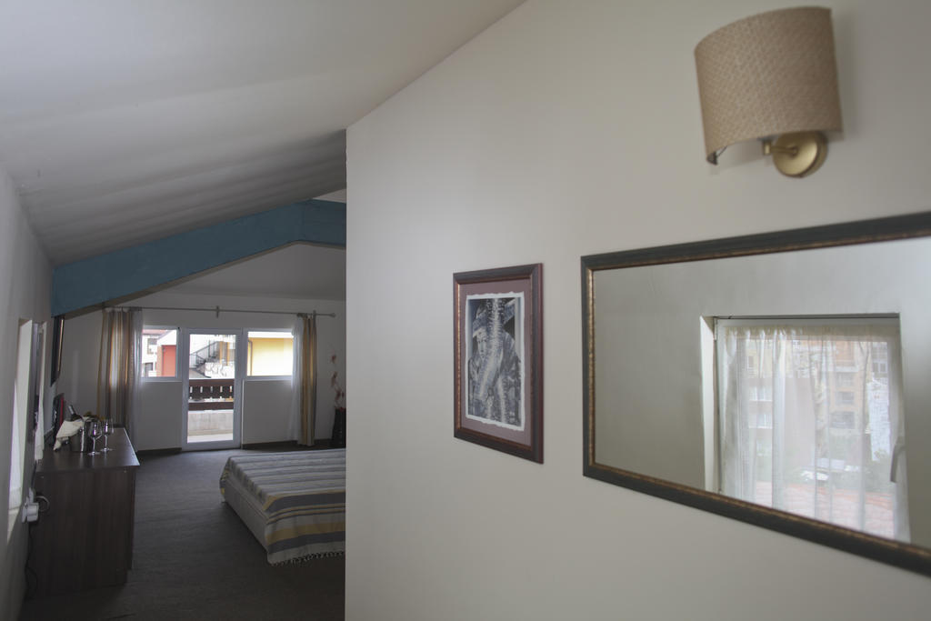 Hotel Laguna Lozenets Zimmer foto
